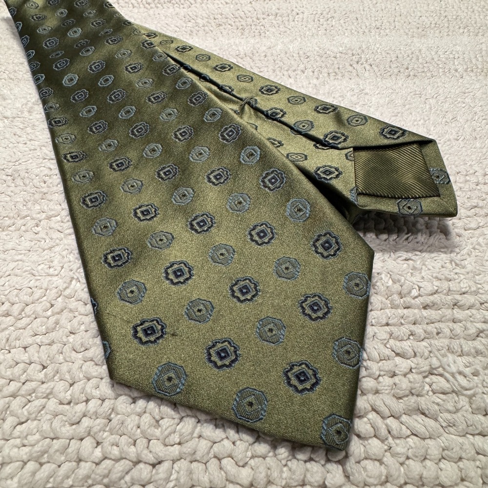 Kiton Napoli Tie Green Medallion 7 Fold Silk Geometric Italy‎ Handmade Designer